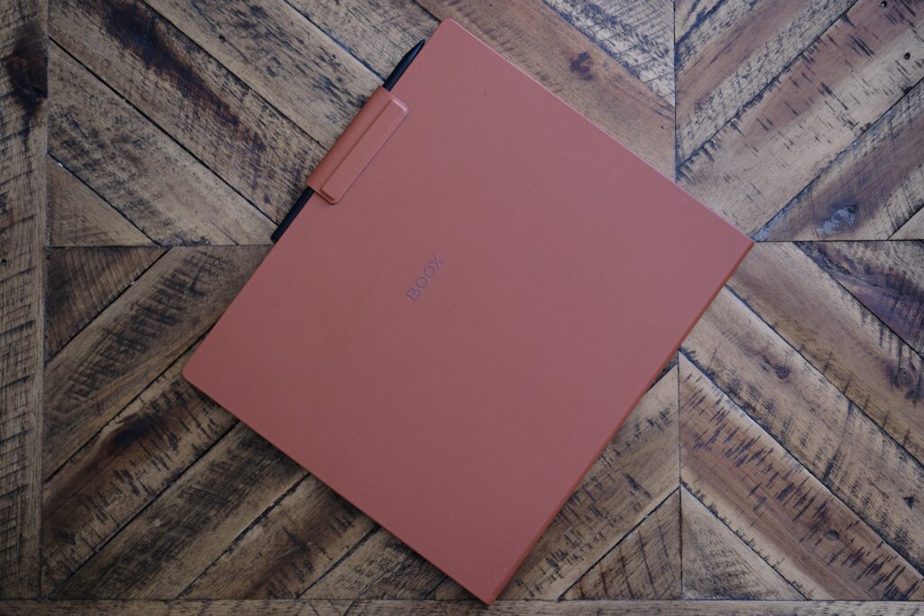 Boox Tab X C Keyboard Cover close on table