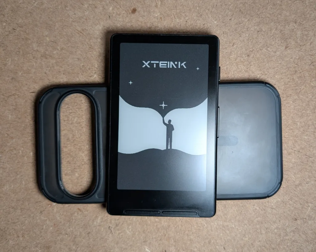 Xteink X4 misaligned on Pixel 9 MagSafe case