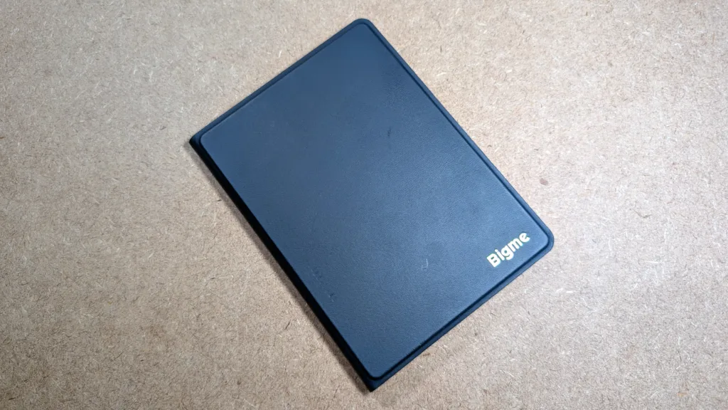 Bigme B6 Color with pleather cover