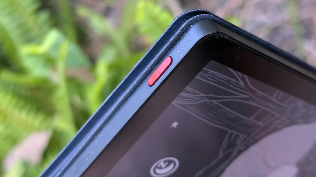 corner of Bigme B6 Color showing red power button