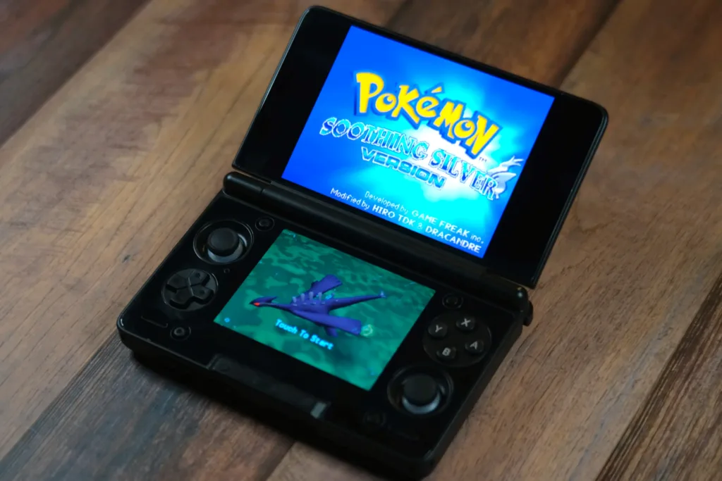 A picture of the Thor running Pokemon Soothing Silver version; a ROM hack of Pokemon Soul Silver. 