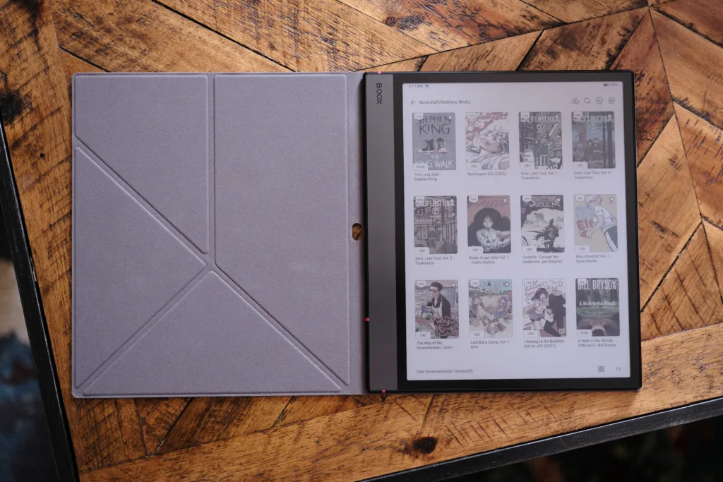 Boox Air5 C with Magnetic Case open showing USB cutout