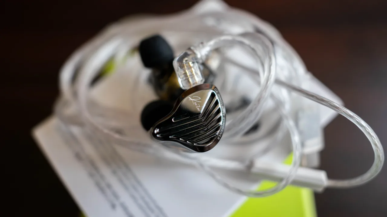 GK Kunten review: Raising the bar high, keeping the cost low