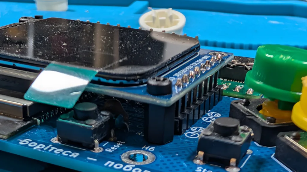Closeup of the LED module on the Lilka at a level angle